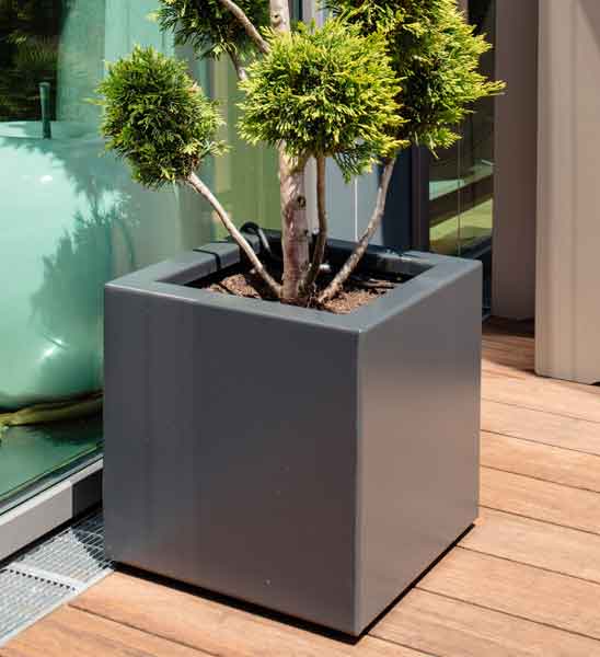 Pflanzkübel quadratisch anthrazit aus Aluminium