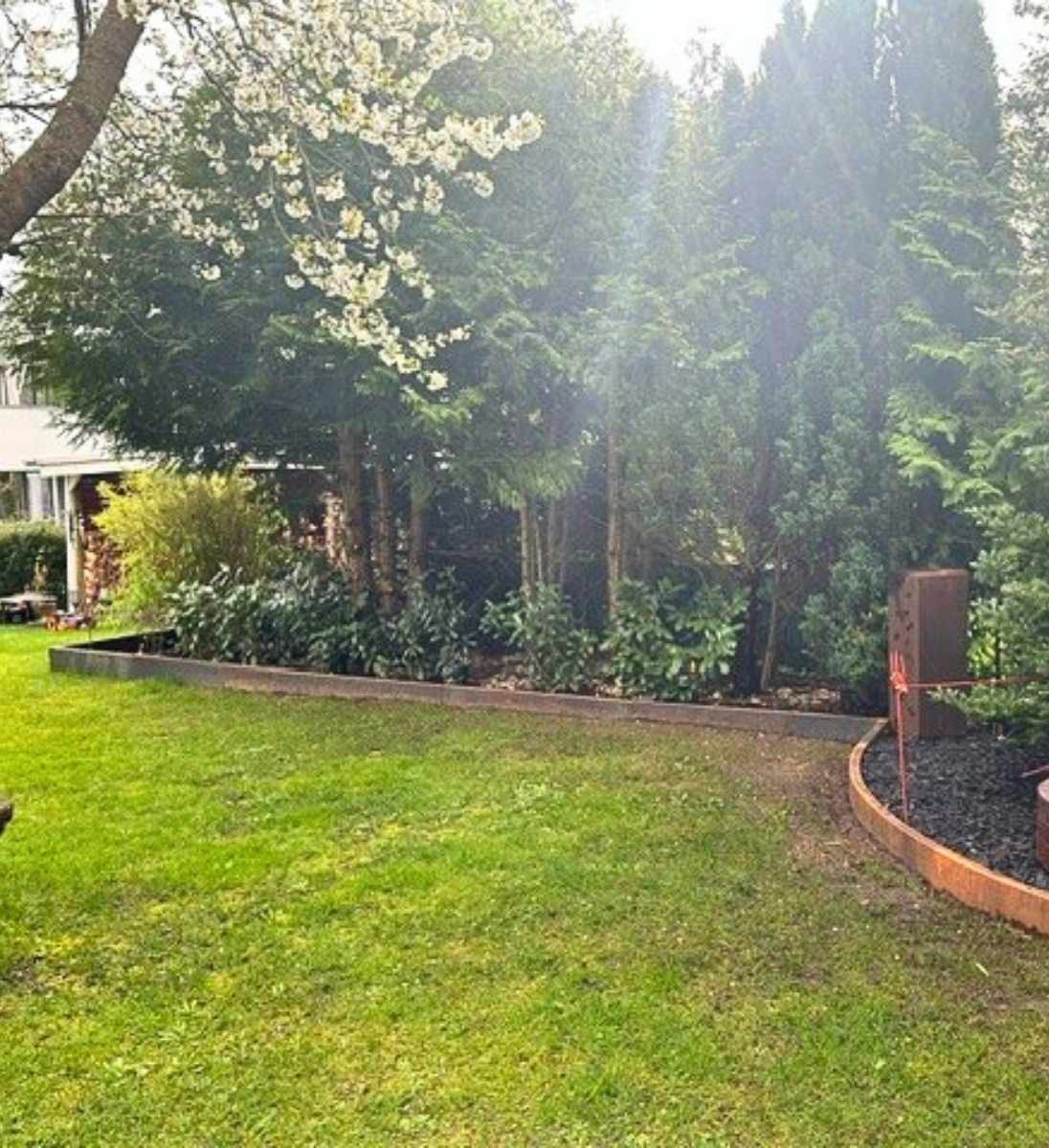 Cortenstahl Beetumrandung individuelle Beet und Gartengestaltung