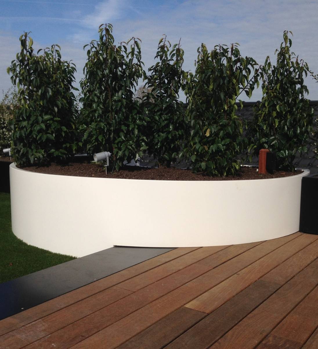 Großer Pflanzkübel XXL oval Aluminium aussen in 200 x 120 x 40 cm