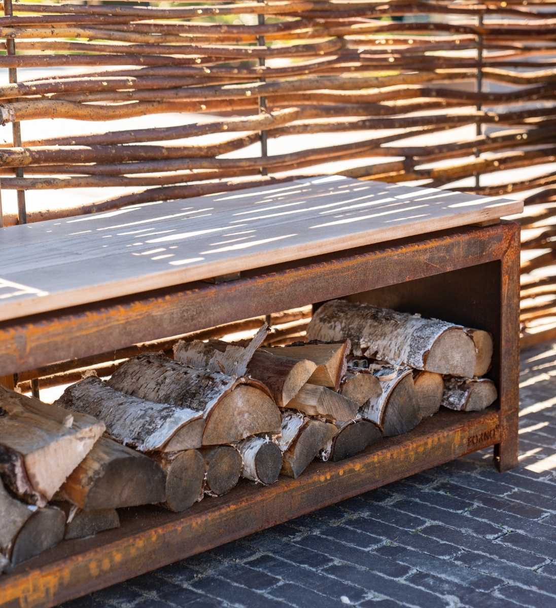 Gartenbank Cortenstahl inklusive Holzlager
