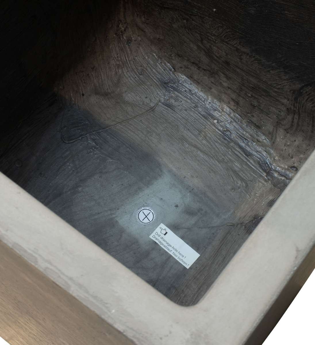 Pflanzsäule Beton Hoch, Detailfoto von Innen