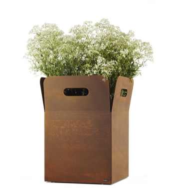 Design Blumenkübel aus Cortenstahl mit Griff
