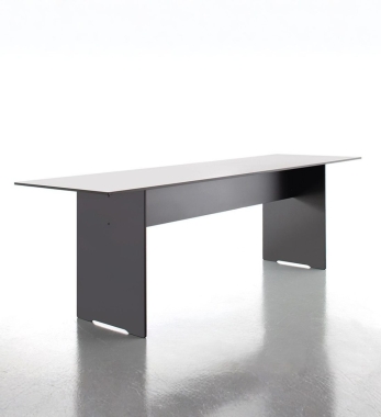 conmoto RIVA VARIO Tisch aus HPL - 240 cm lang