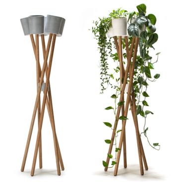 Blumenstaender Hochgarten von urbanature mit Holzgestell und Betontöpfen