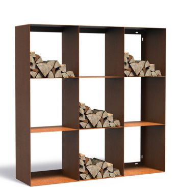 Kaminholzregal mit Fächern aus Cortenstahl