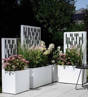 Pflanzkübel mit Sichtschutz PERSPEKTIV Terrasse über Eck