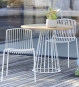 mori Bistrotisch Ø 90 cm Teakholzplatte mit weißem Metallgestell für Terrasse