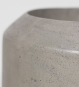 Detailaufnahme Pflanzgefäß Cigar Oberfläche Beton-Look