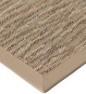 Detailansicht des beige melierten und gemusterten Outdoor-Teppichs SAINT-LUCIA