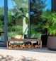 Sitzbank mit Holzlager für moderne Terrassen mit einzigartigem Design