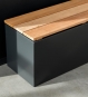 Sitzsockel aus Metall Anthrazit mit Holz für Innen und Außen