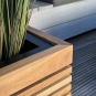 MODULO Pflanzkasten Teak Oberflächen Detailansicht