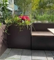 Gartensilber QUADER Sichtschutz-Ecke mit Sitzmöglichkeit im Restaurant