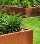 Pflanzkuebel Cortenstahl Eckig Kante Detail Garten